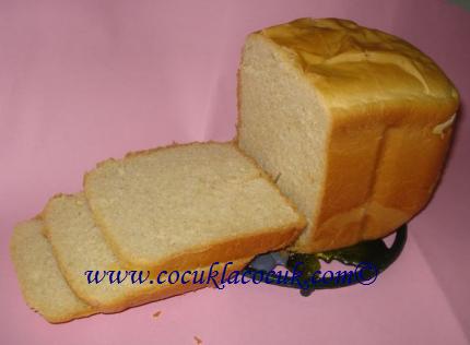 ekmek makinasında ekmek