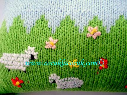 örgü yastıkta desen çalışmaları